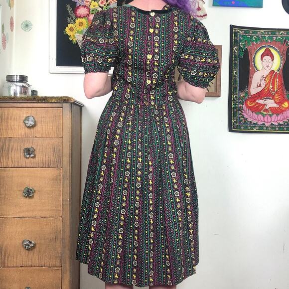 Vintage Scandinavian Bird Print Dress, Dark Cottagecore Puff Sleeve Dress, Sz M - Picture 6 of 10